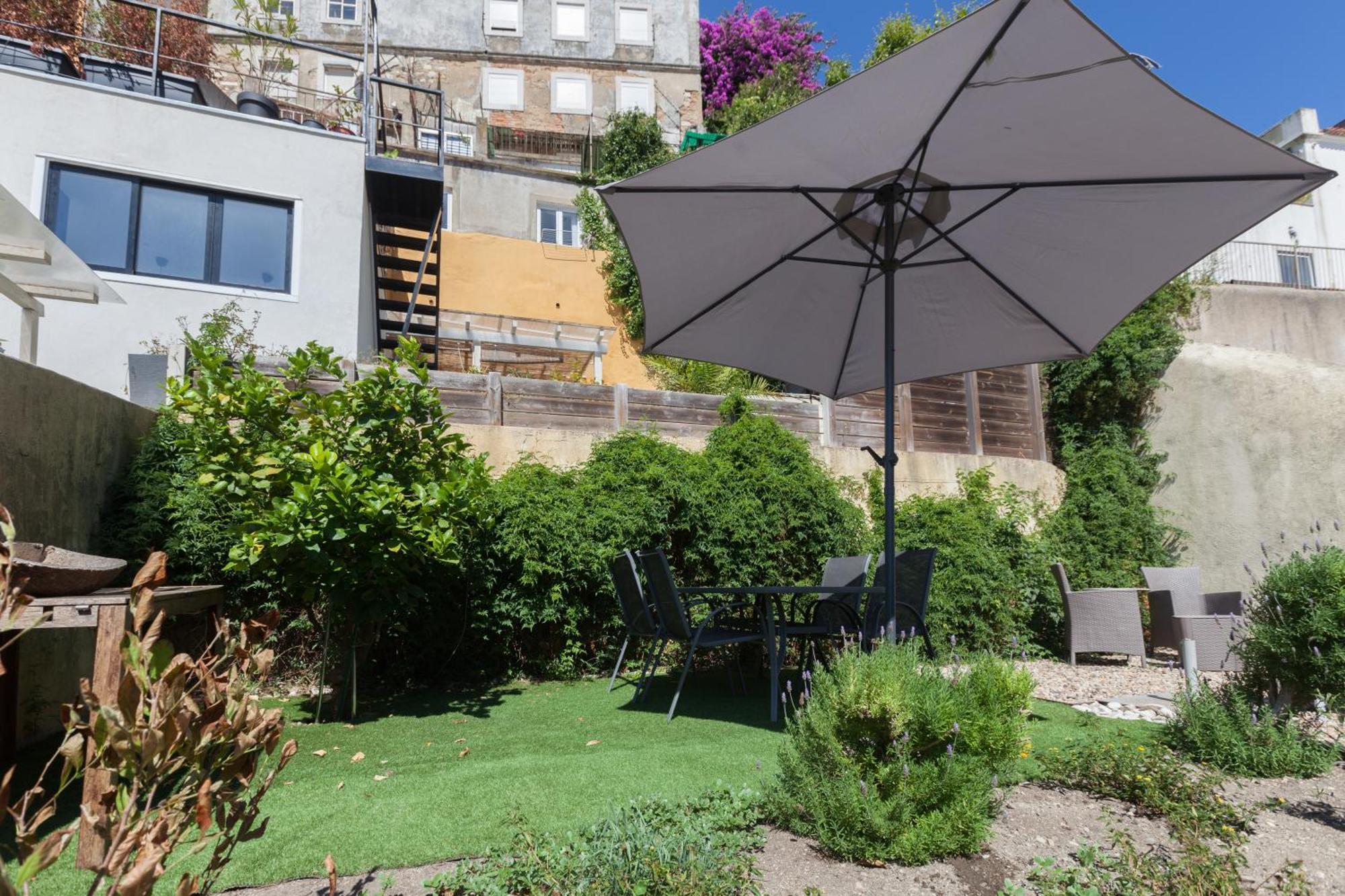 Apartamento Flh Castle Duplex With Terrace Lisboa Exterior foto